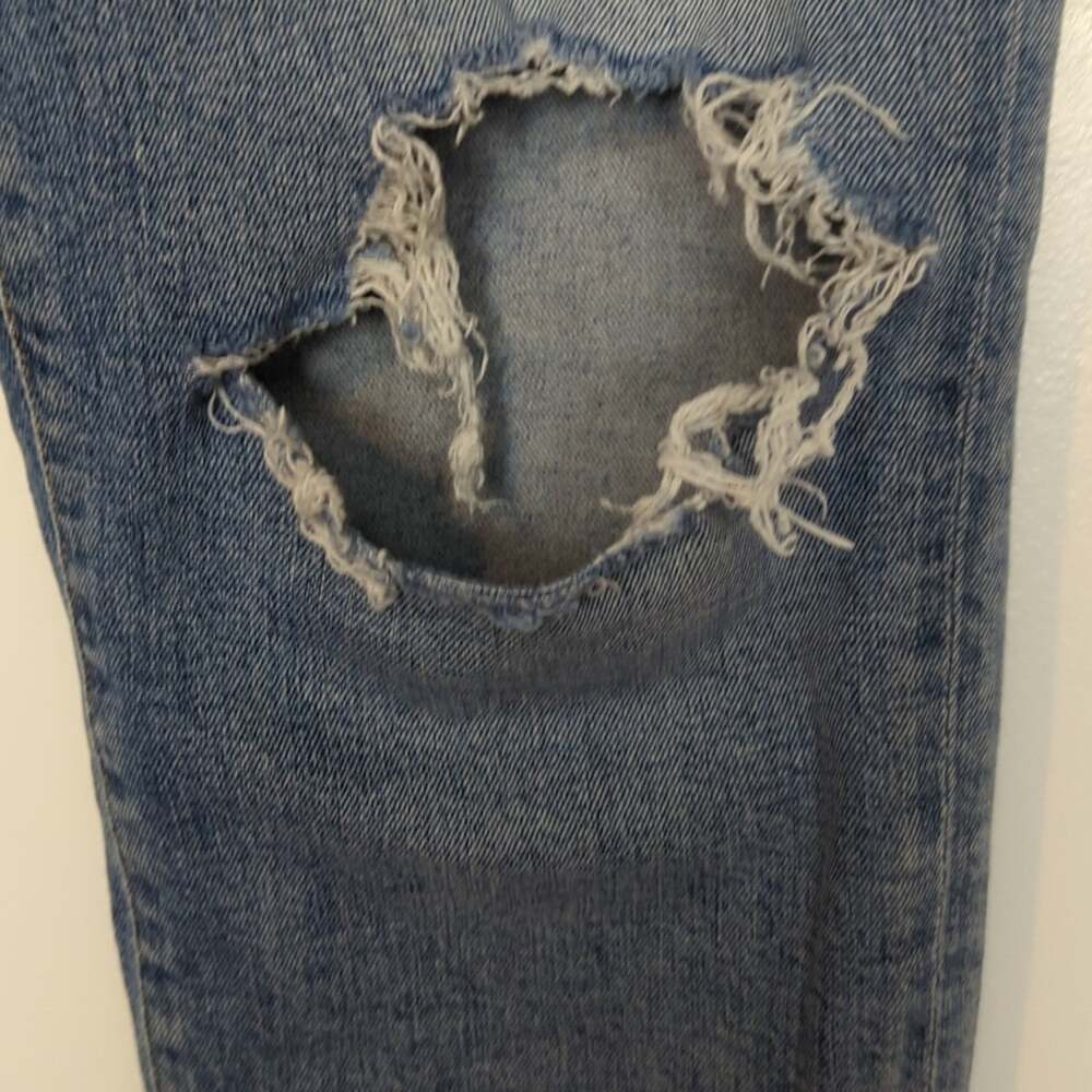 Agolde Distressed High Rise Cropped Jeans - Picture 5 of 12